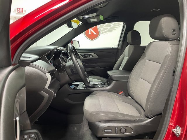 Used 2023 Chevrolet Traverse LT w/ Rear Camera Mirror Package image 11