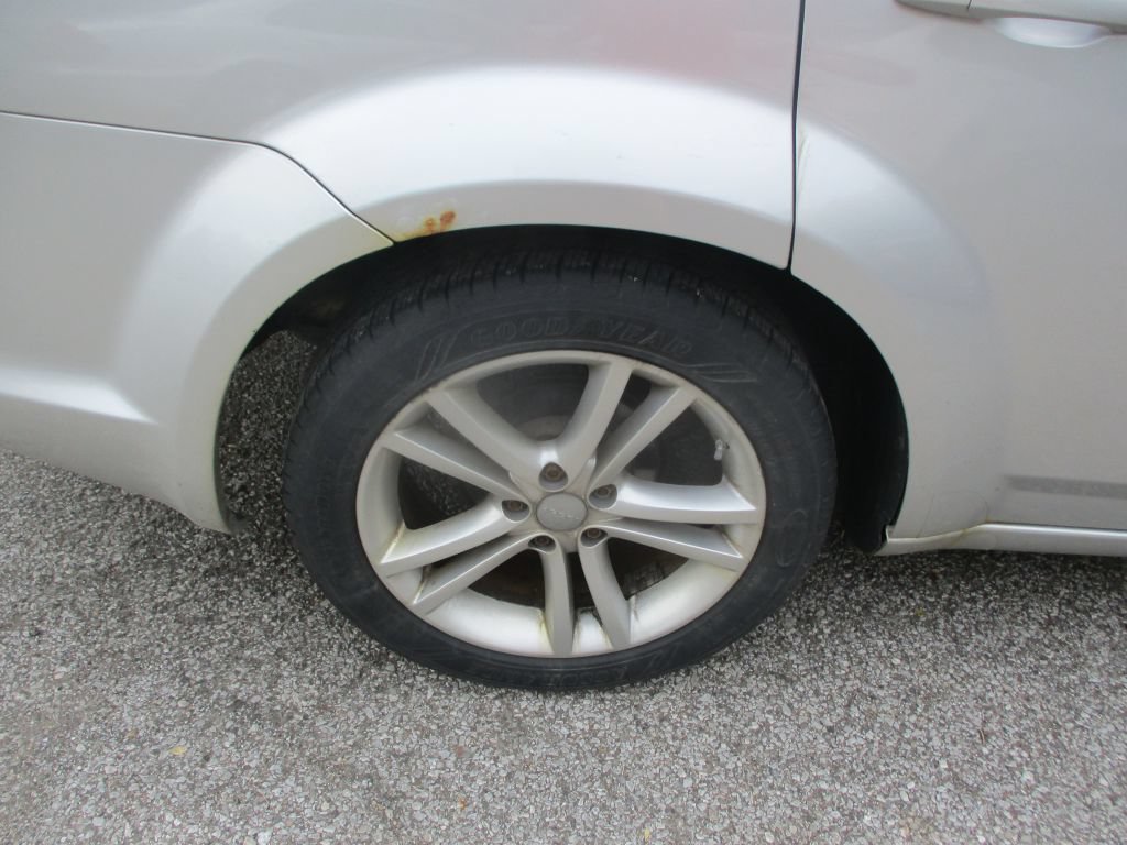Used 2012 Dodge Avenger SE FWD image 4
