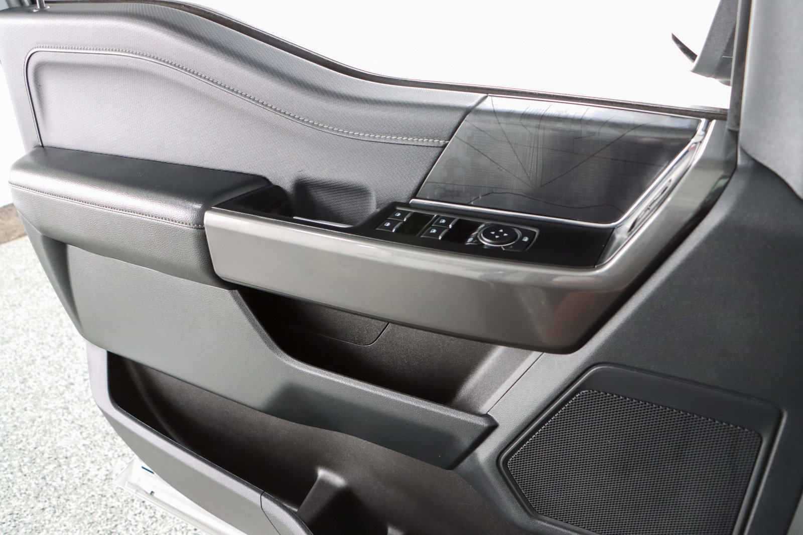 Used 2023 Ford F150 XLT w/ Equipment Group 302A High image 23