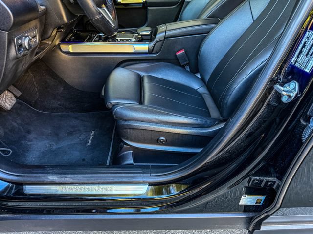 Used 2021 Mercedes-Benz GLB 250 w/ Premium Package image 24