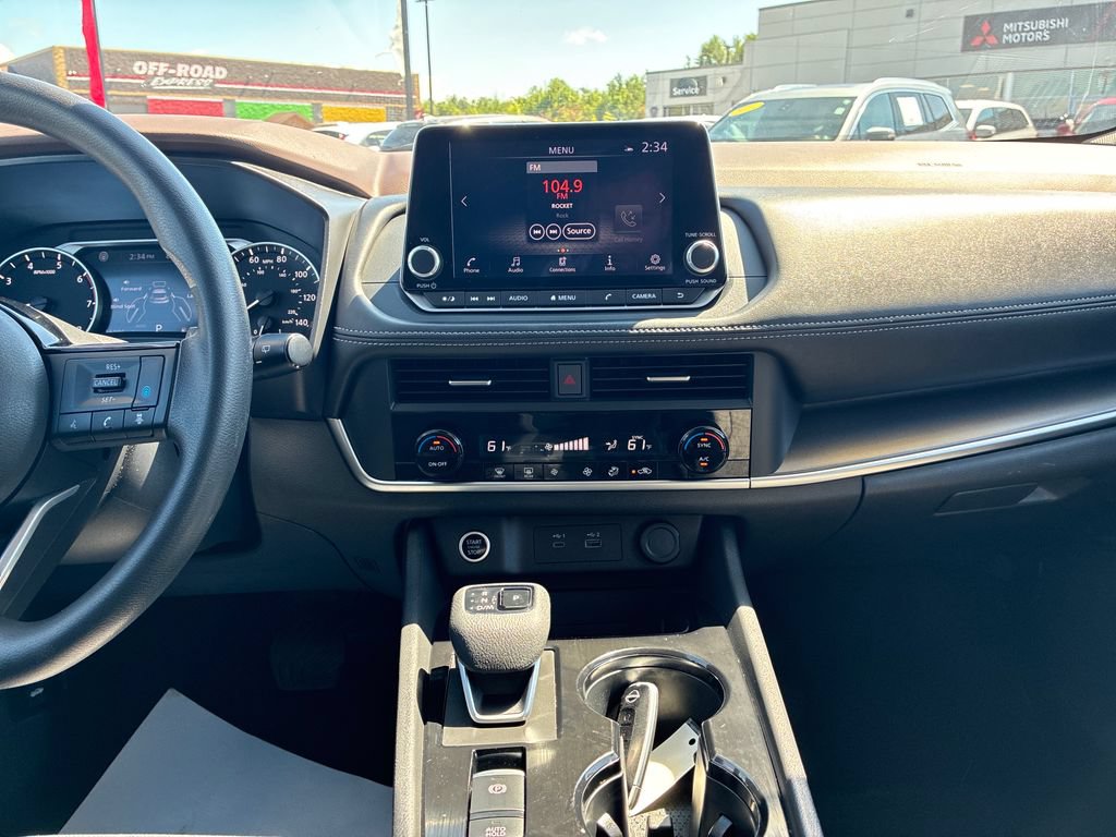 Used 2023 Nissan Rogue SV AWD/4WD image 23