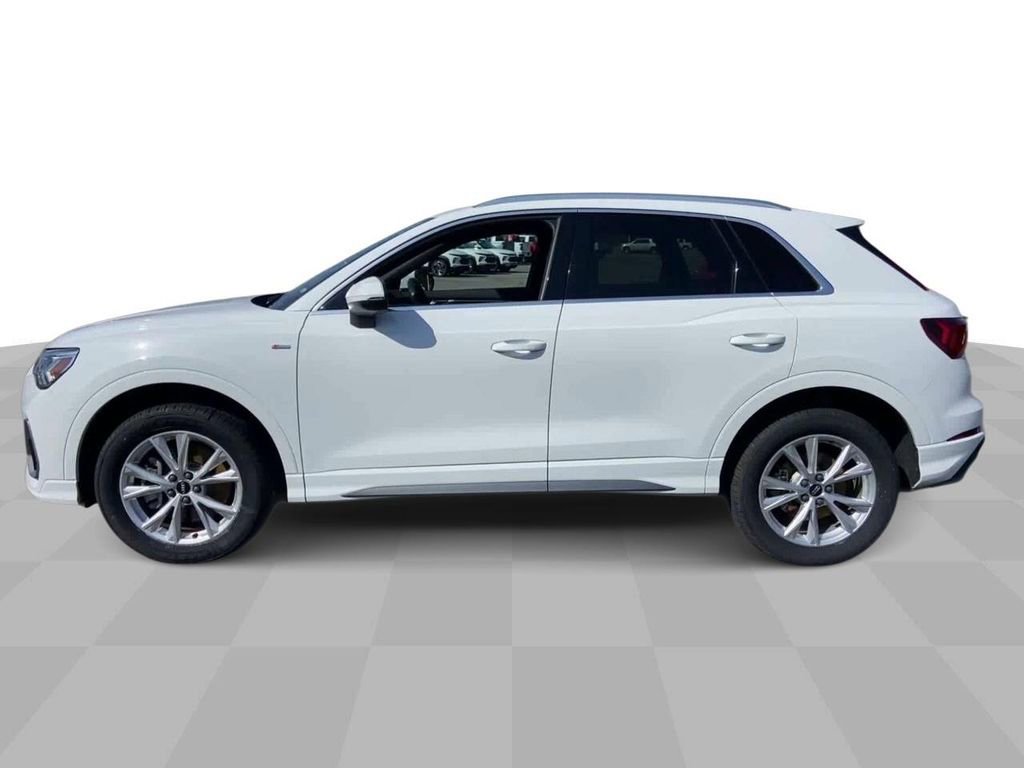 Used 2023 Audi Q3 2.0T Premium image 5