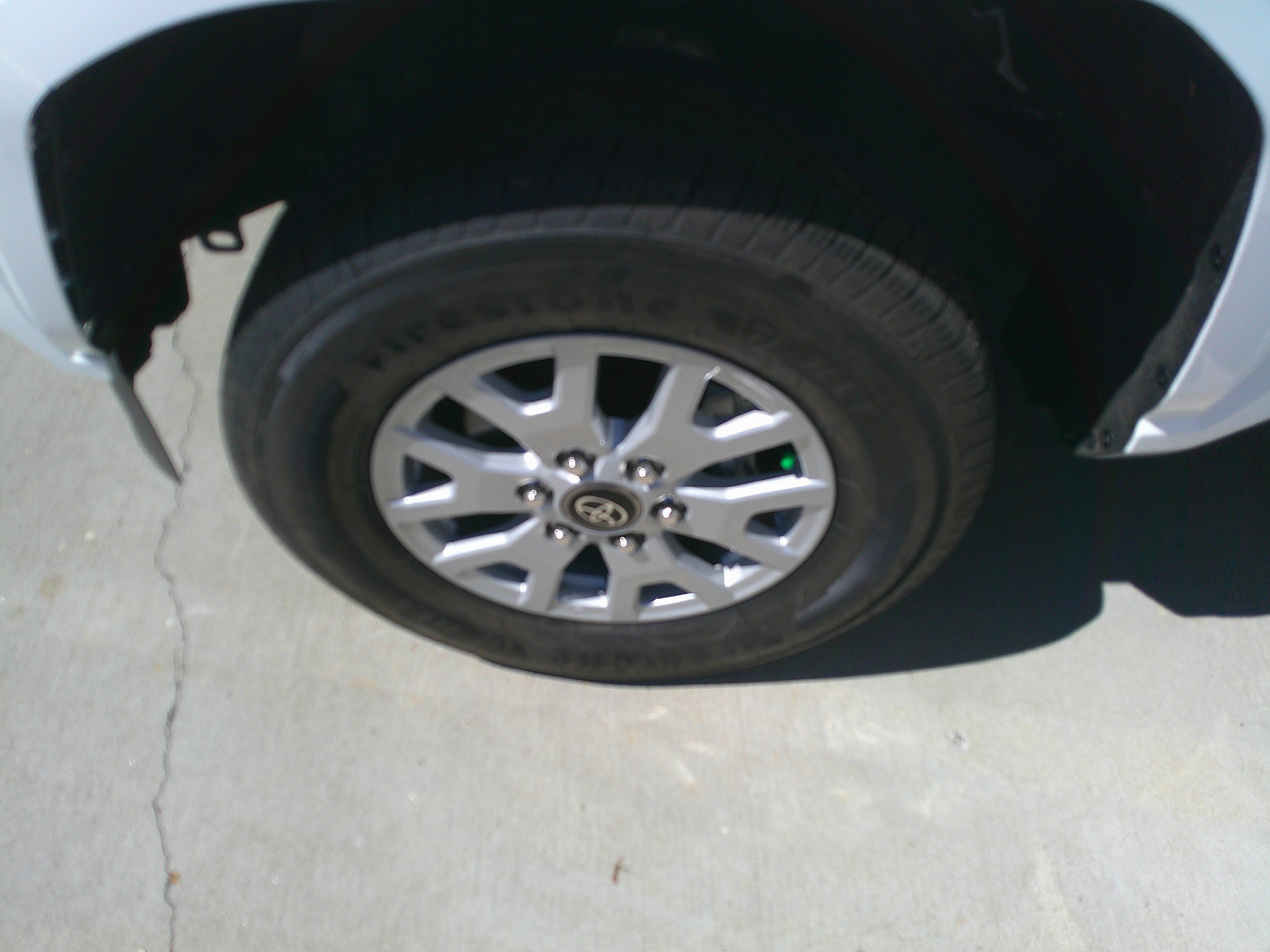 Used 2025 Toyota Tacoma SR5 image 16