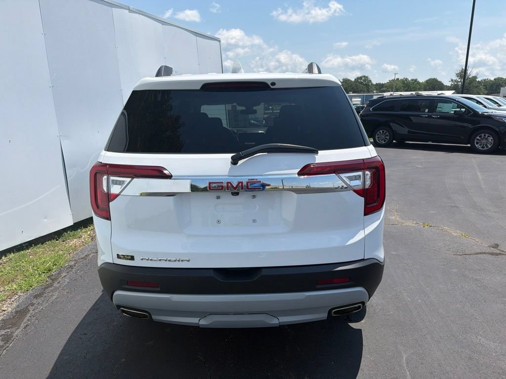 Used 2023 GMC Acadia SLE w/ Driver Convenience Package FWD image 10