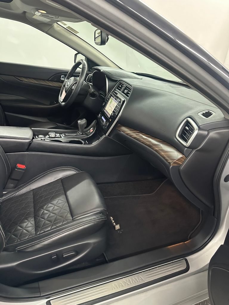 Used 2017 Nissan Maxima Platinum FWD image 34