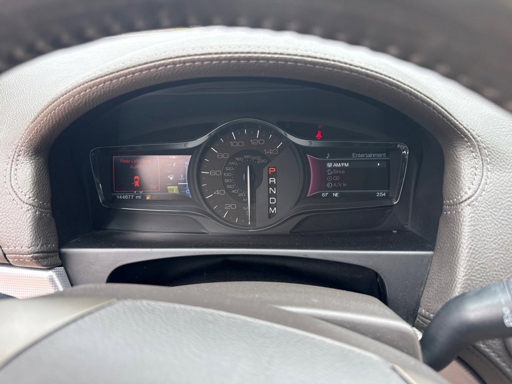Used 2012 Lincoln MKX AWD image 19