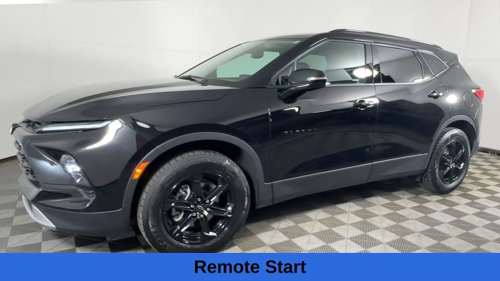 Used 2023 Chevrolet Blazer LT w/ Midnight/Sport Edition image 8