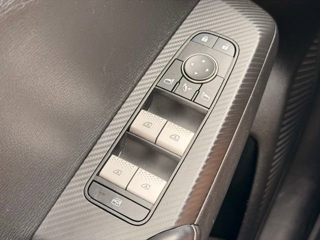 Used 2024 Mitsubishi Outlander AWD image 22