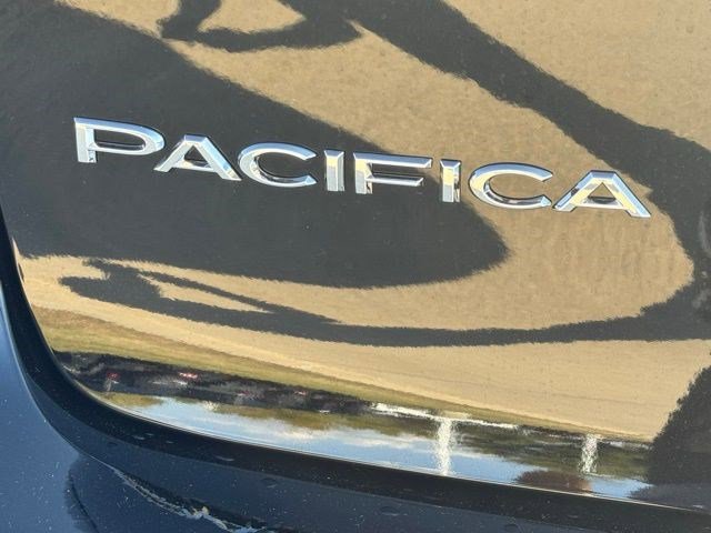 New 2026 Chrysler Pacifica Select image 45