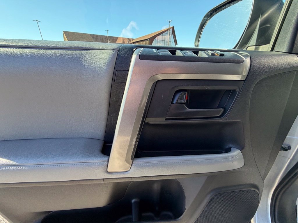 Used 2013 Toyota 4Runner Trail AWD/4WD image 14