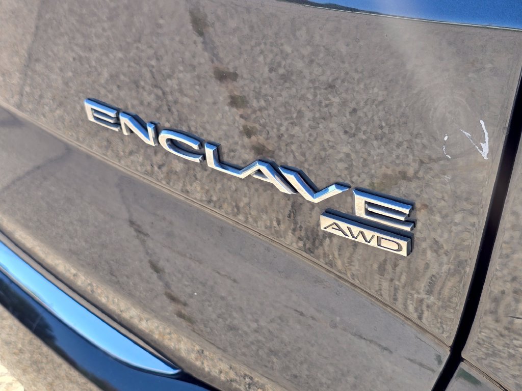 Used 2019 Buick Enclave Essence AWD/4WD image 16