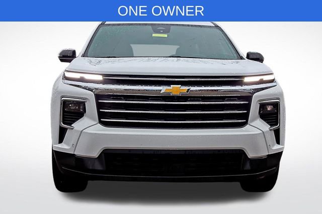 Used 2024 Chevrolet Traverse LT w/ Enhanced Driving Package image 3