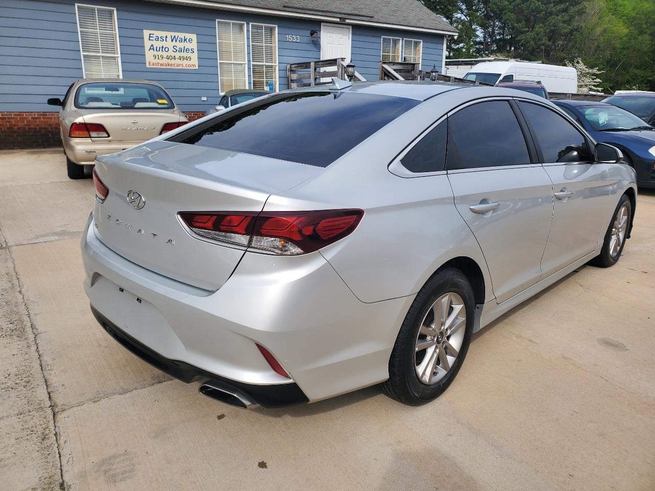 Used 2018 Hyundai Sonata SE FWD image 9