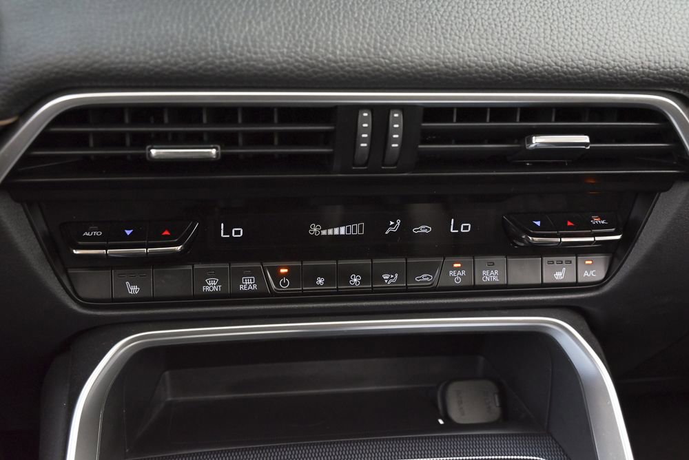 Used 2025 MAZDA CX-90 3.3 Turbo w/ Preferred Package image 34