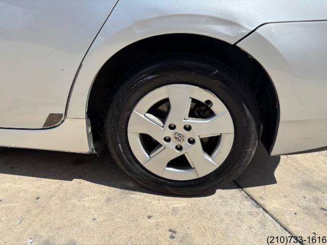 Used 2011 Toyota Prius Four w/ Navigation Pkg FWD image 32