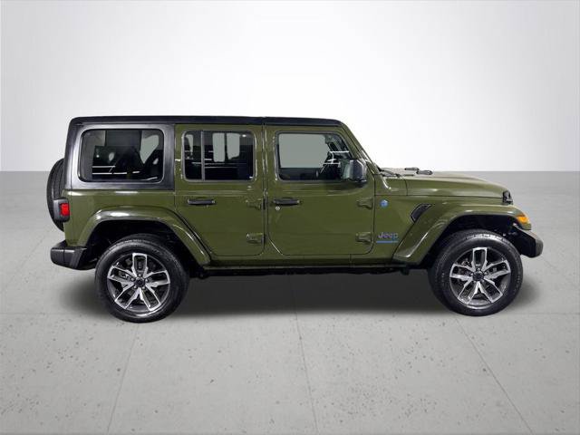 Certified 2024 Jeep Wrangler Unlimited AWD/4WD image 6