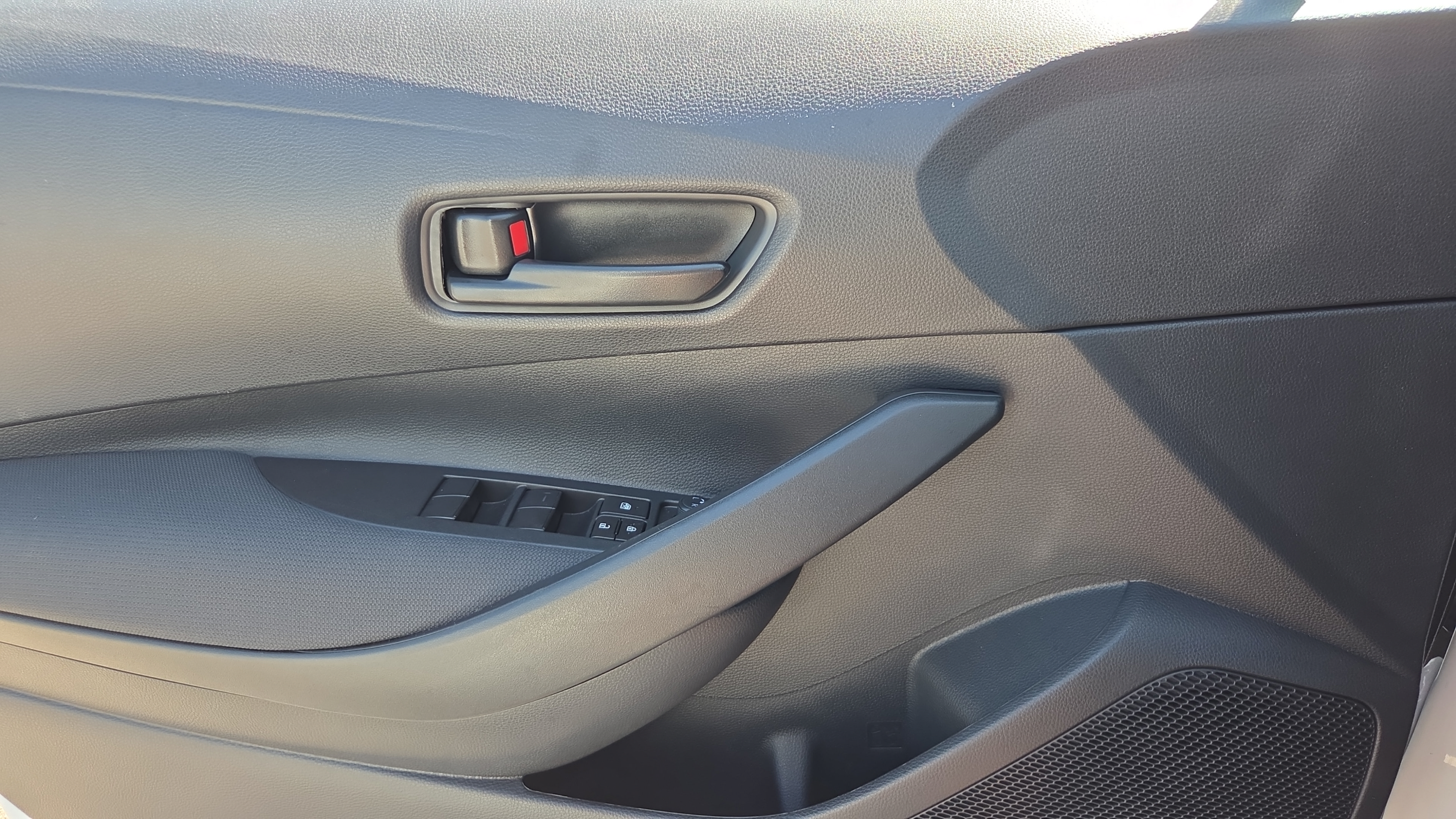Certified 2026 Toyota Corolla LE FWD image 21