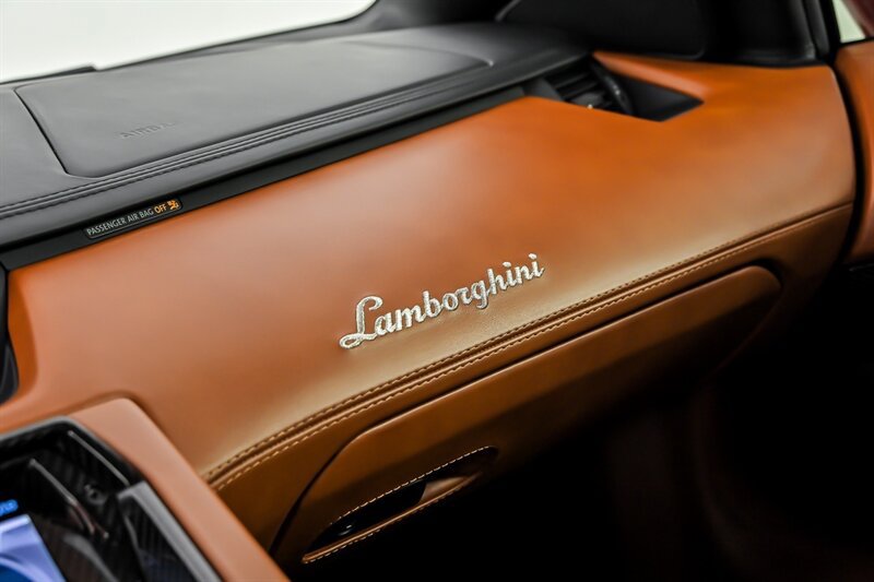 Used 2017 Lamborghini Aventador LP 700-4 AWD/4WD image 29