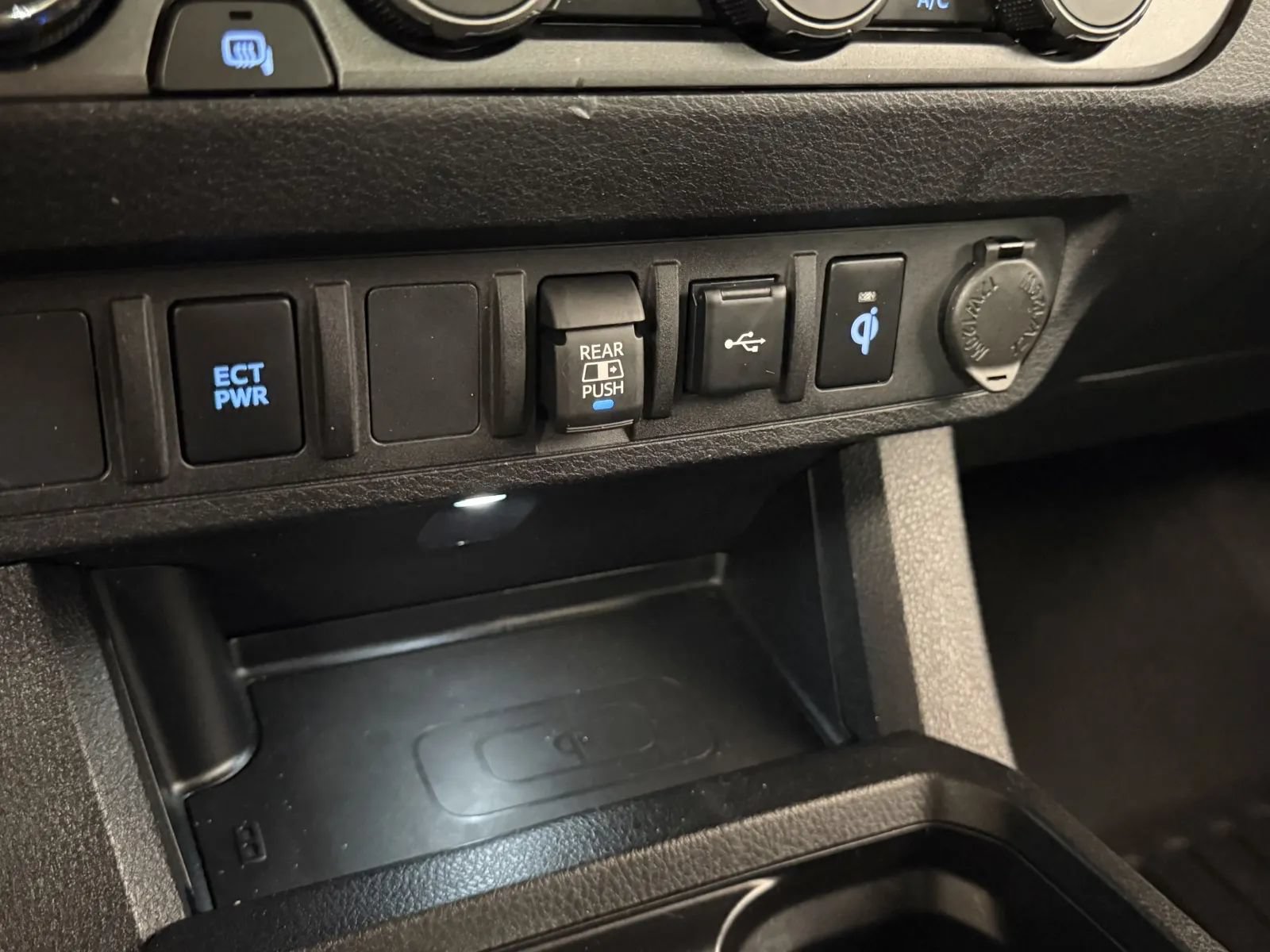 Used 2023 Toyota Tacoma TRD Sport AWD/4WD image 24
