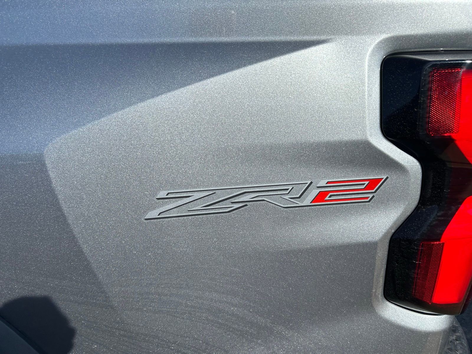 Used 2024 Chevrolet Colorado ZR2 w/ ZR2 Convenience Package III image 11