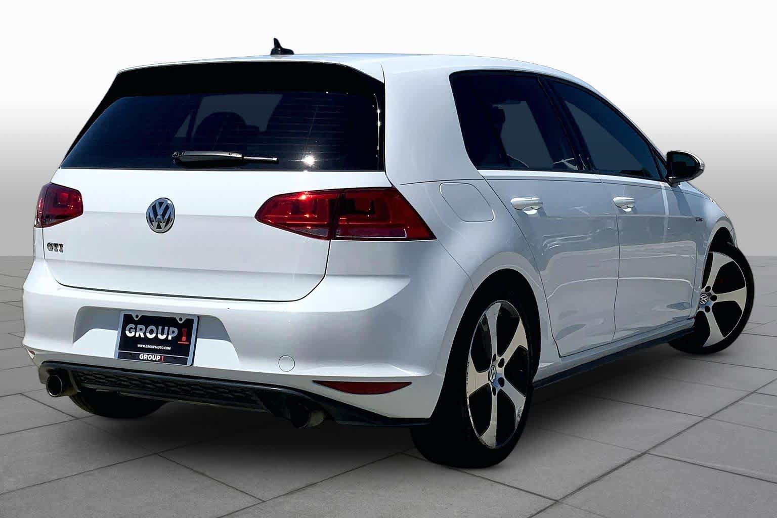 Used 2015 Volkswagen GTI S w/ Lighting Package (SEL) FWD image 12