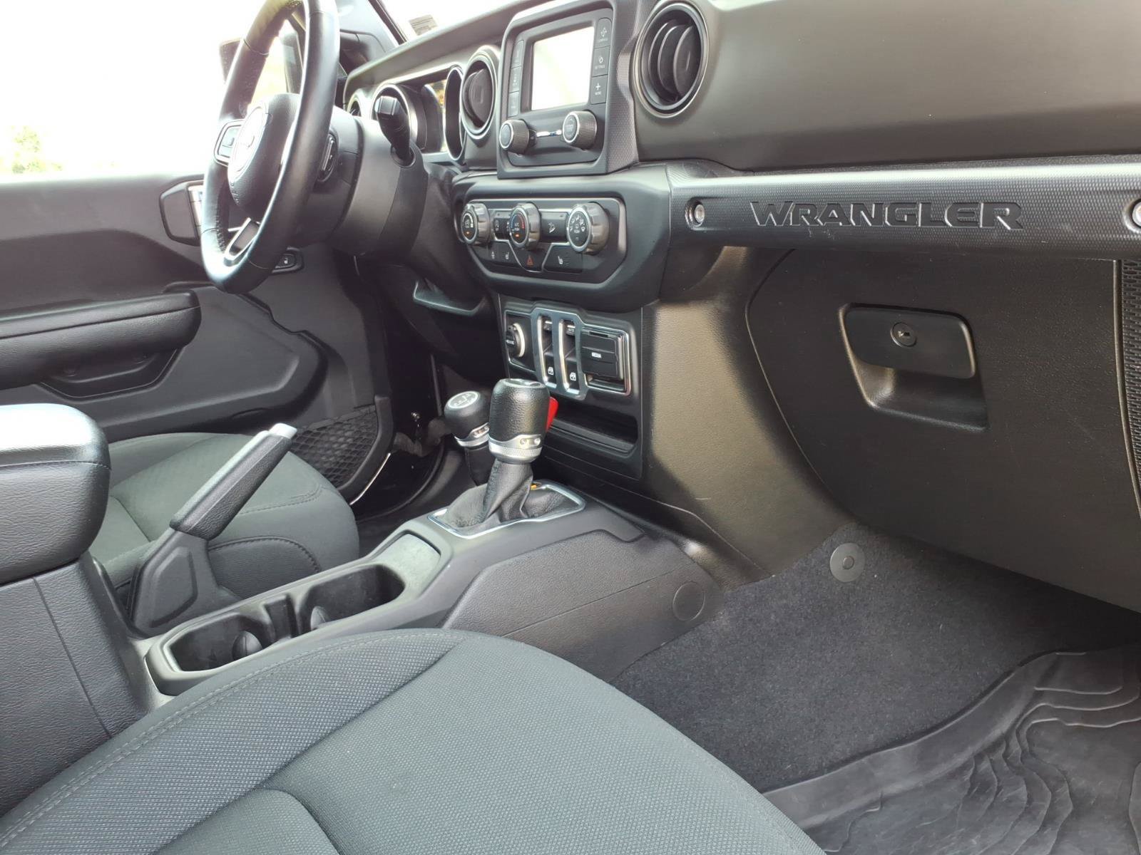 Used 2018 Jeep Wrangler Sport AWD/4WD image 26