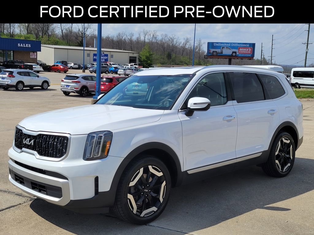 Used 2024 Kia Telluride EX w/ EX Captain's Chair Package video 2