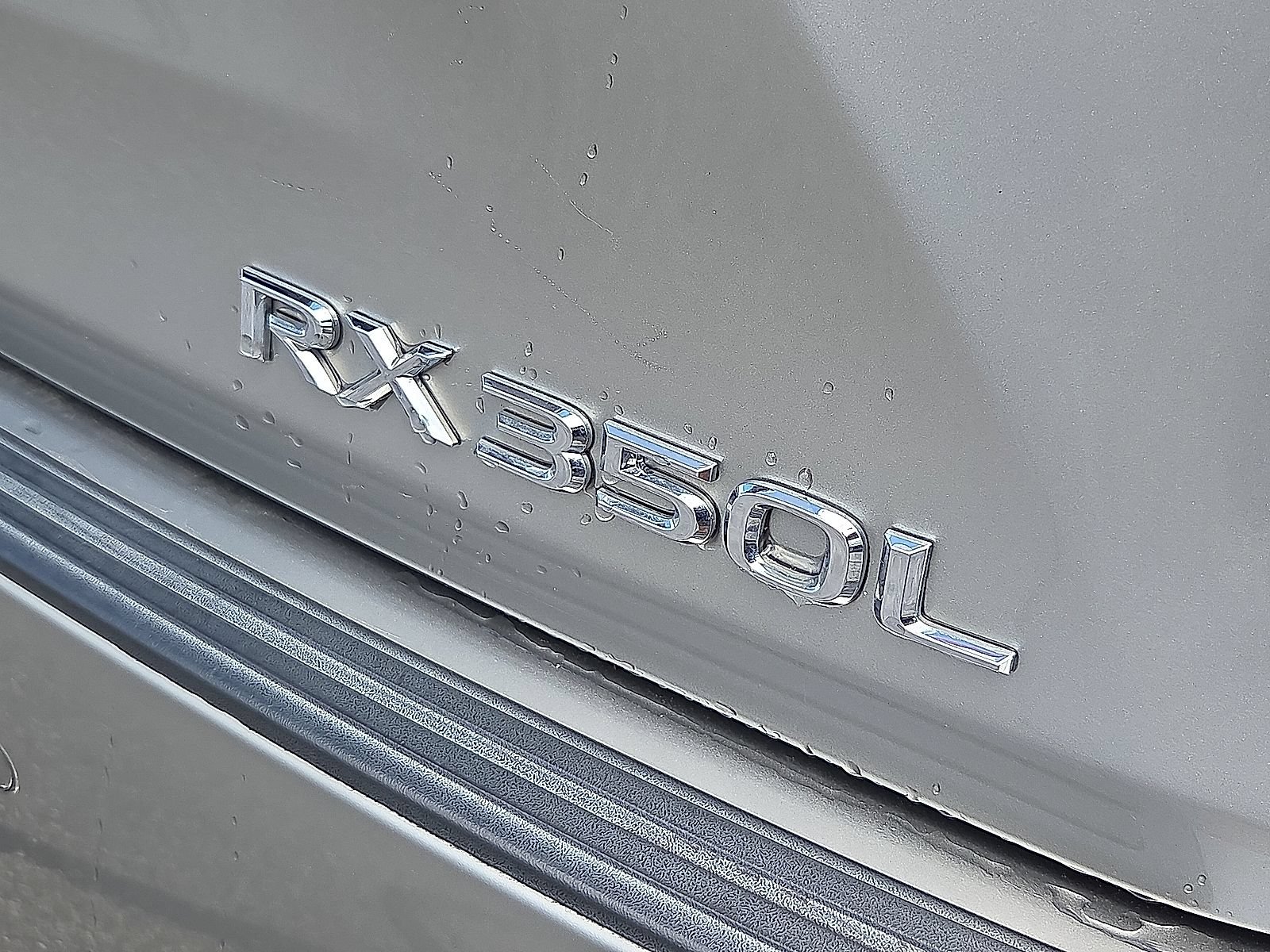 Used 2019 Lexus RX 350L FWD image 16