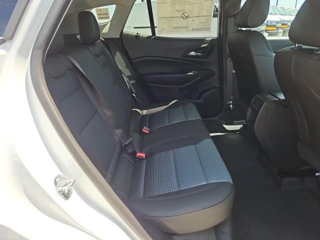 New 2026 Chevrolet Trax LT w/ Midnight Edition FWD image 26
