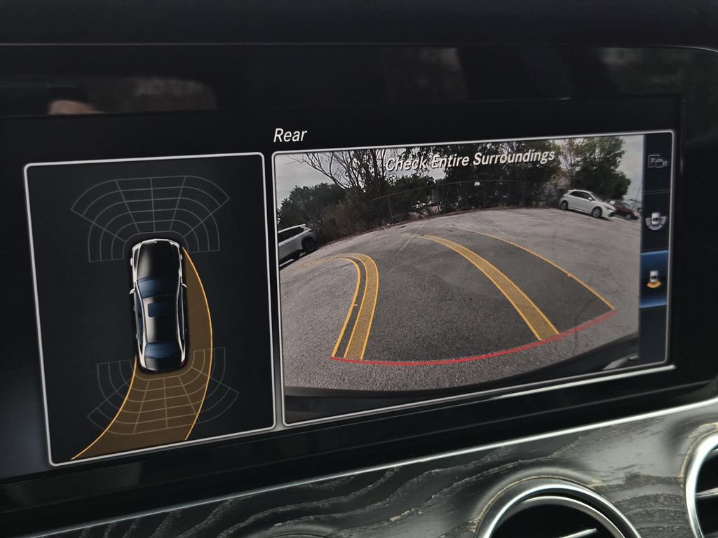 Used 2017 Mercedes-Benz E 300 image 20