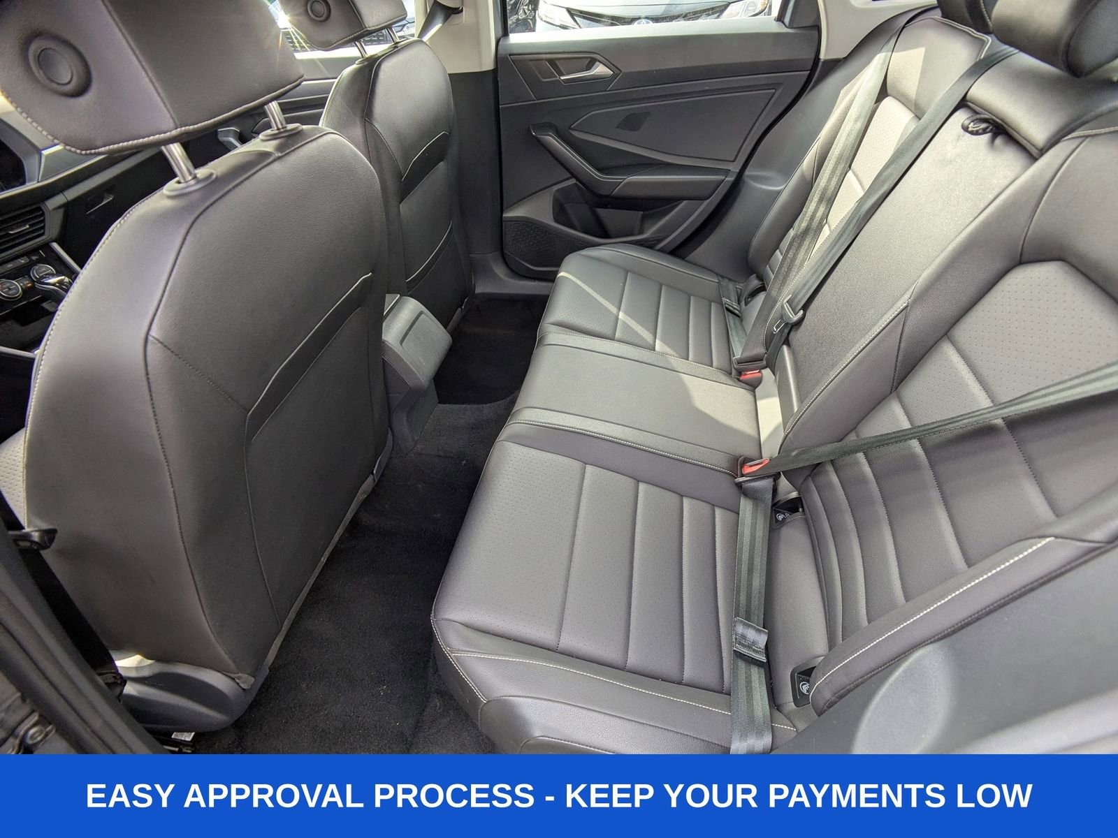 Used 2024 Volkswagen Jetta SE image 16