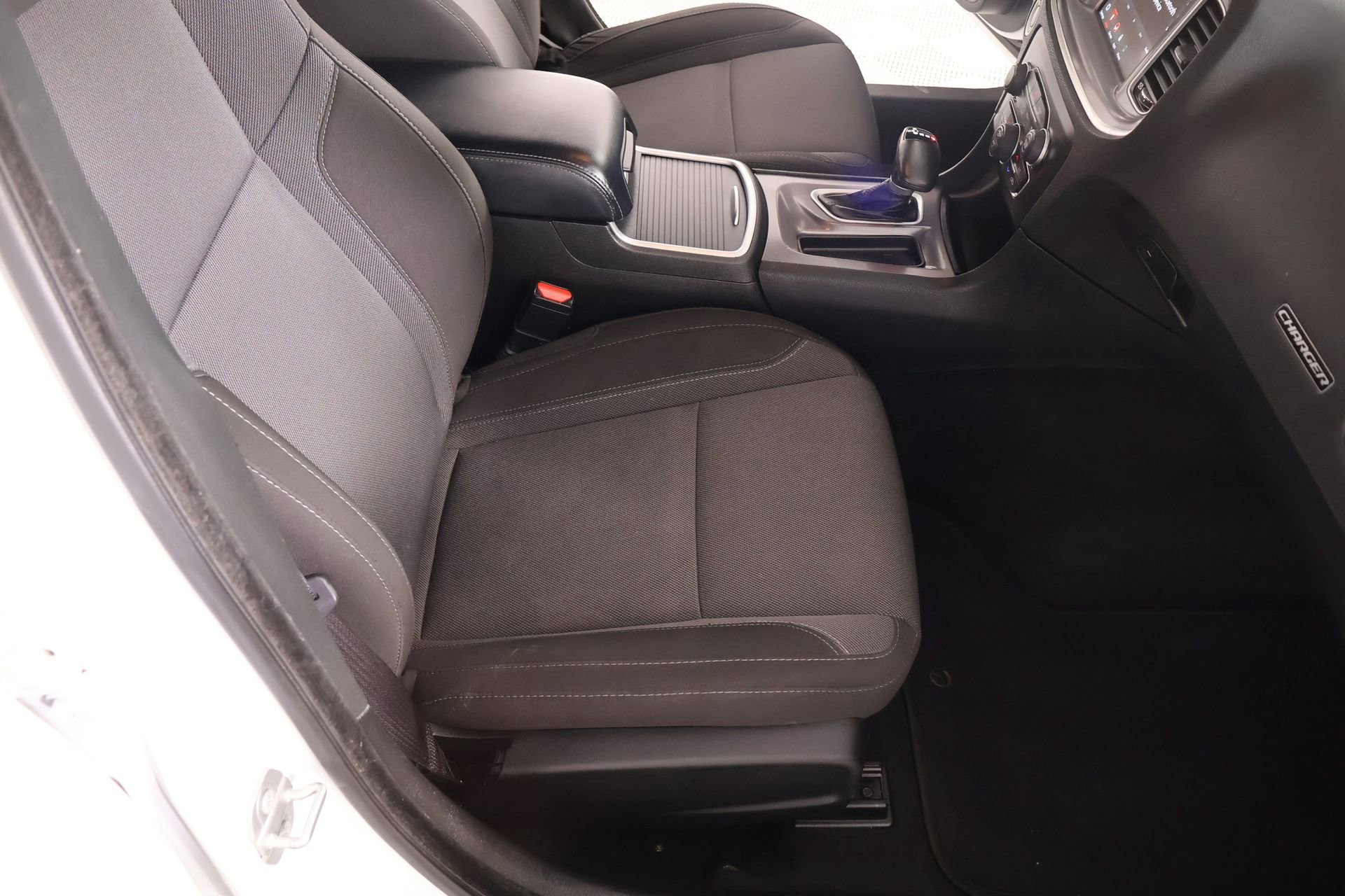 Used 2022 Dodge Charger SXT image 12