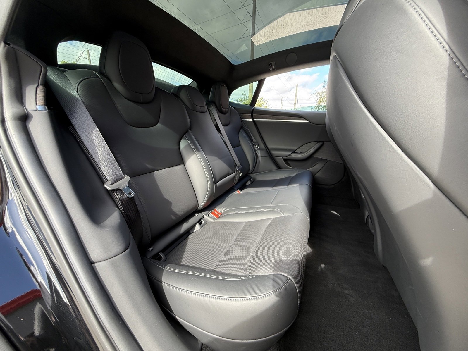 Used 2023 Tesla Model S Standard Range image 15