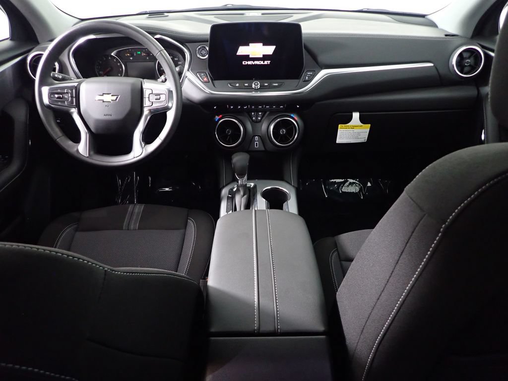 New 2026 Chevrolet Blazer LT w/ LPO, Floor Liner Package AWD/4WD image 31