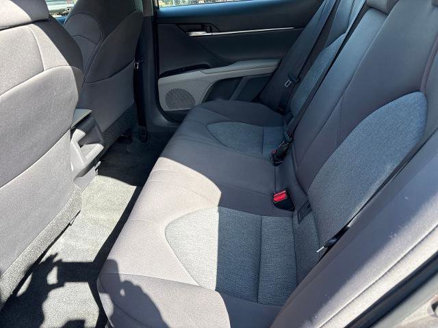 Used 2018 Toyota Camry LE FWD image 25