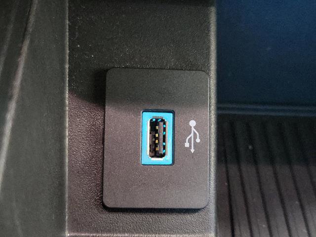 Used 2018 Ford F150 XLT w/ Max Trailer Tow Package image 31