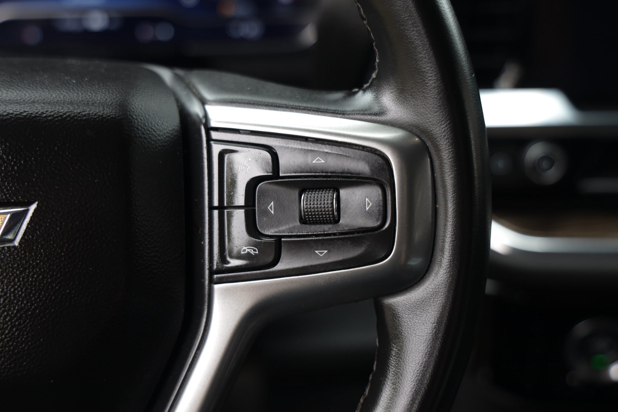 Used 2024 Chevrolet Silverado 1500 LT w/ Protection Package RWD image 31