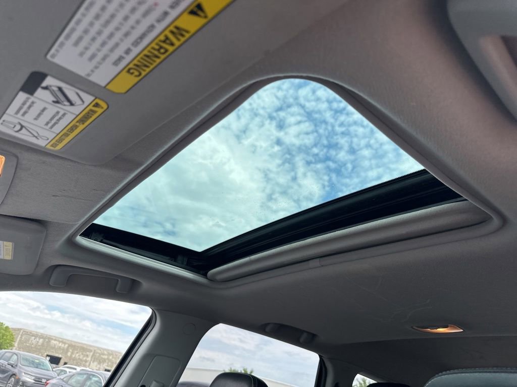 Used 2012 Mitsubishi Outlander SE FWD image 21