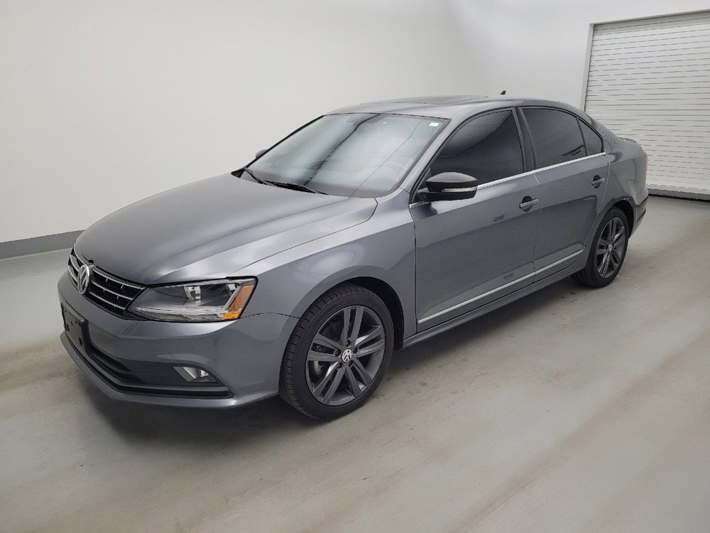 Used 2018 Volkswagen Jetta SEL FWD image 2
