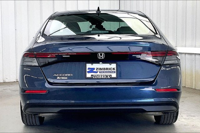 Certified 2025 Honda Accord SE image 4