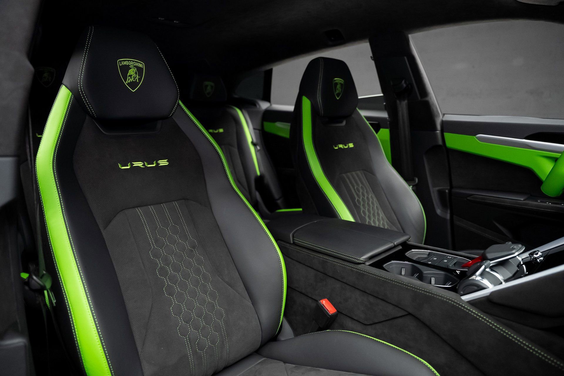 Used 2024 Lamborghini Urus S AWD/4WD image 67