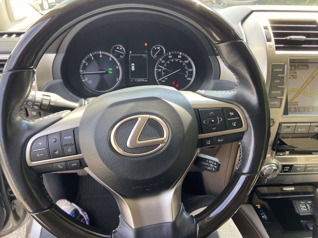Used 2020 Lexus GX 460 Premium w/ Premium Package AWD/4WD image 38