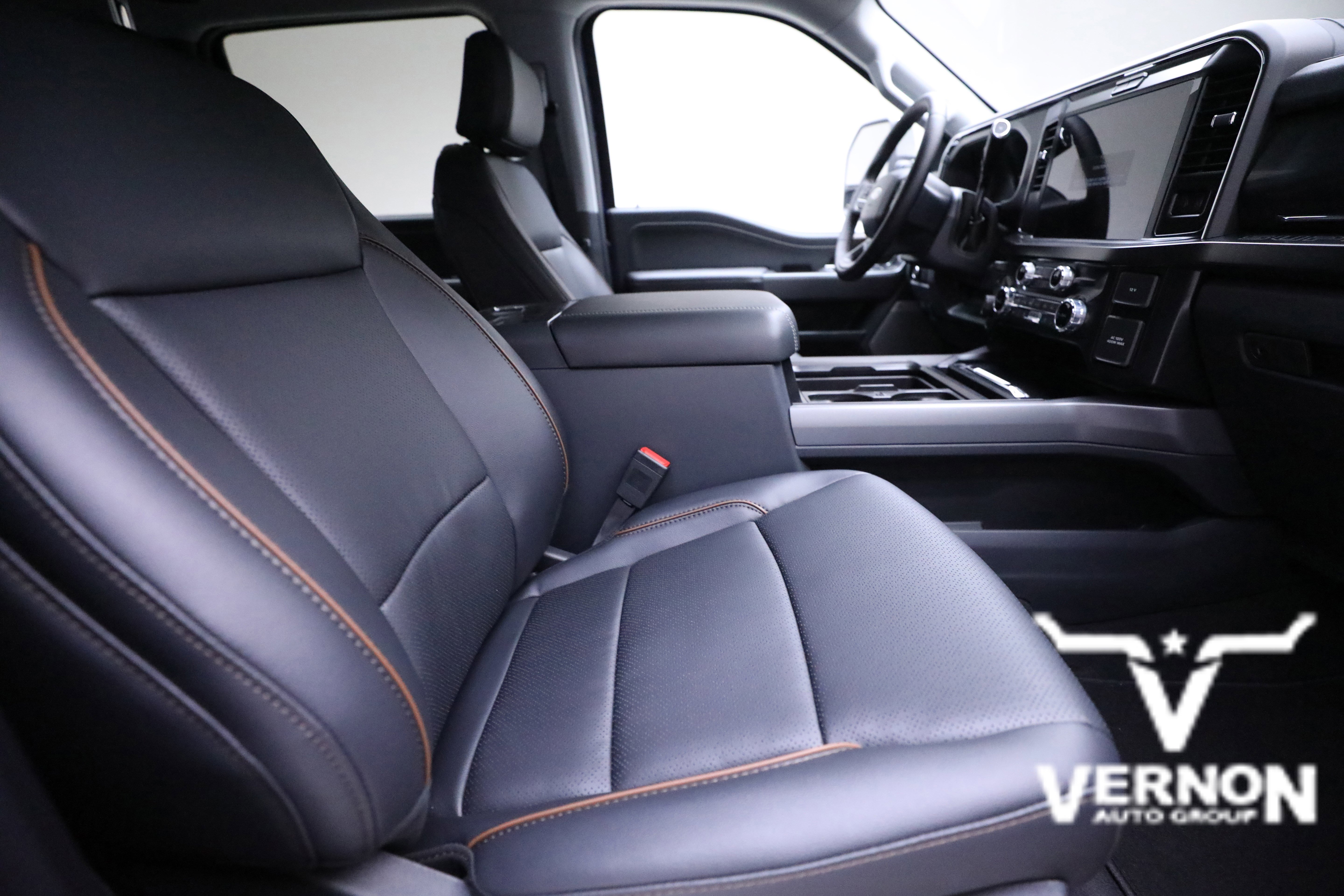 New 2026 Ford F250 Lariat w/ Chrome Package image 11