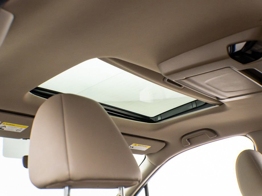 Certified 2021 Honda Pilot Touring image 19