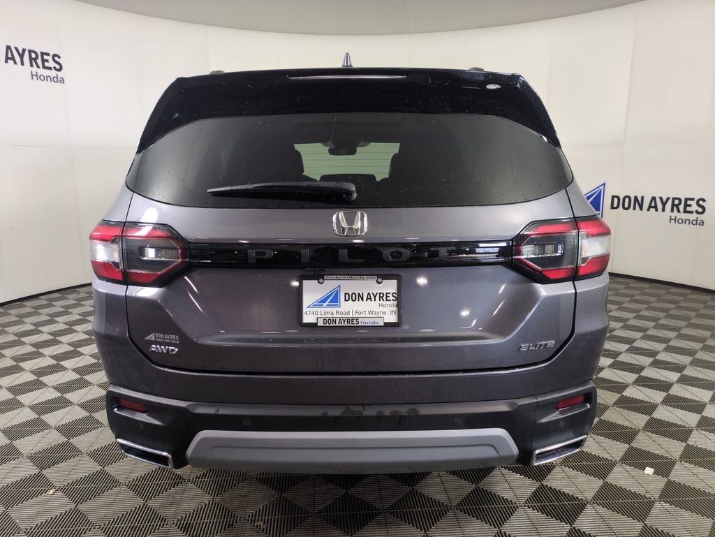 Certified 2024 Honda Pilot Elite image 5
