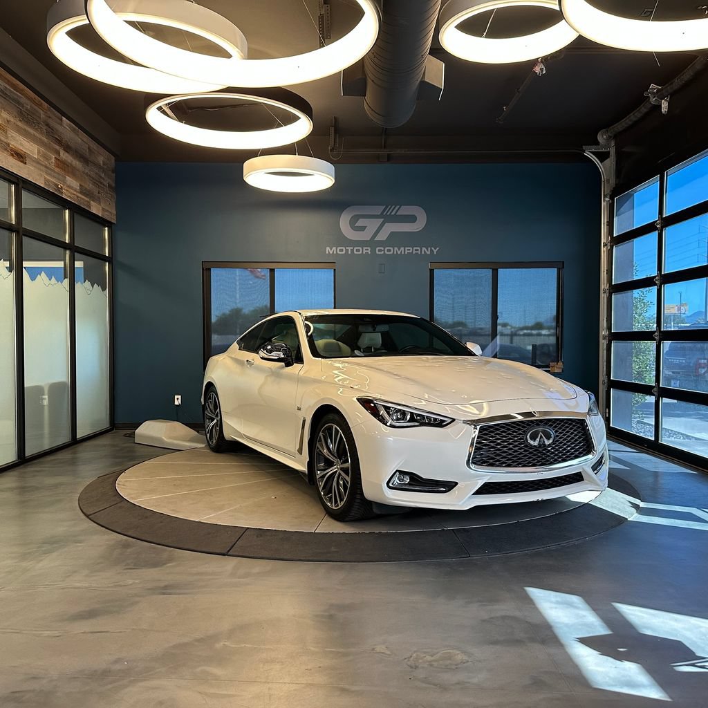 Used 2019 INFINITI Q60 3.0t Luxe AWD/4WD image 1