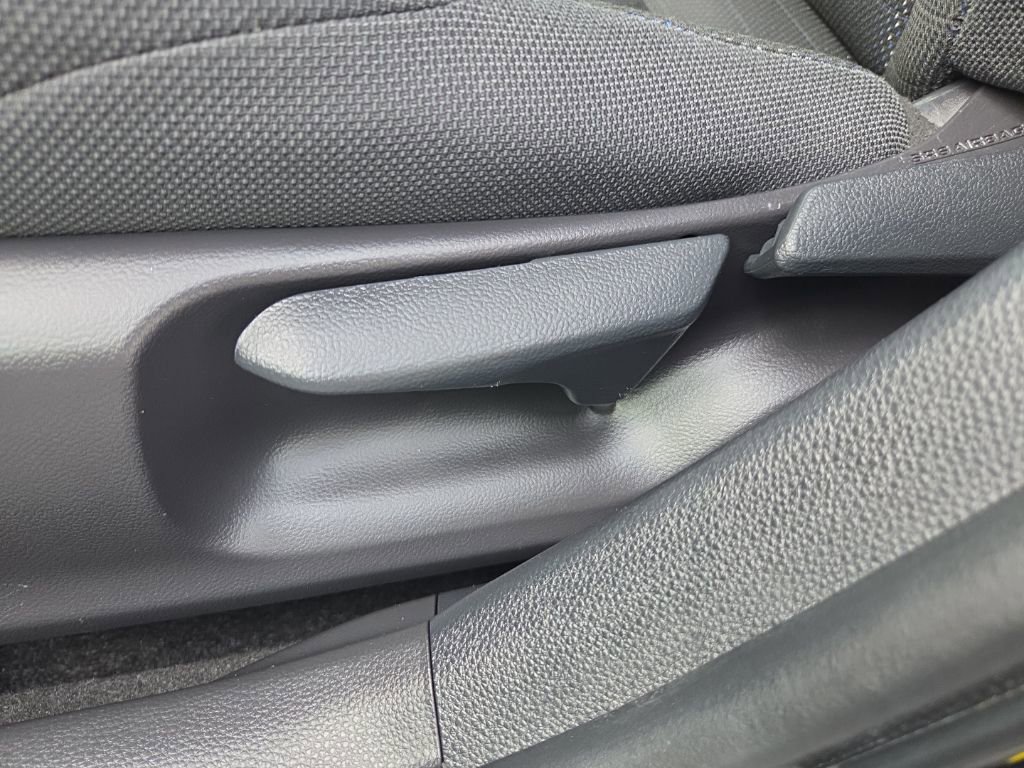 Used 2022 Toyota Corolla SE w/ SE Premium Package image 22