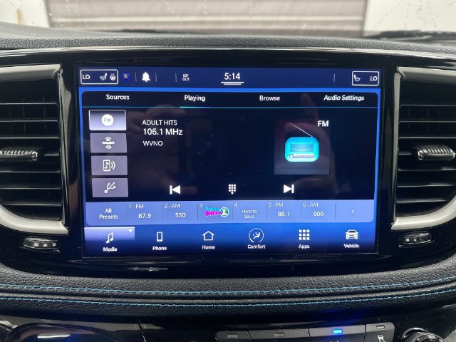 Used 2021 Chrysler Pacifica Touring-L FWD image 20