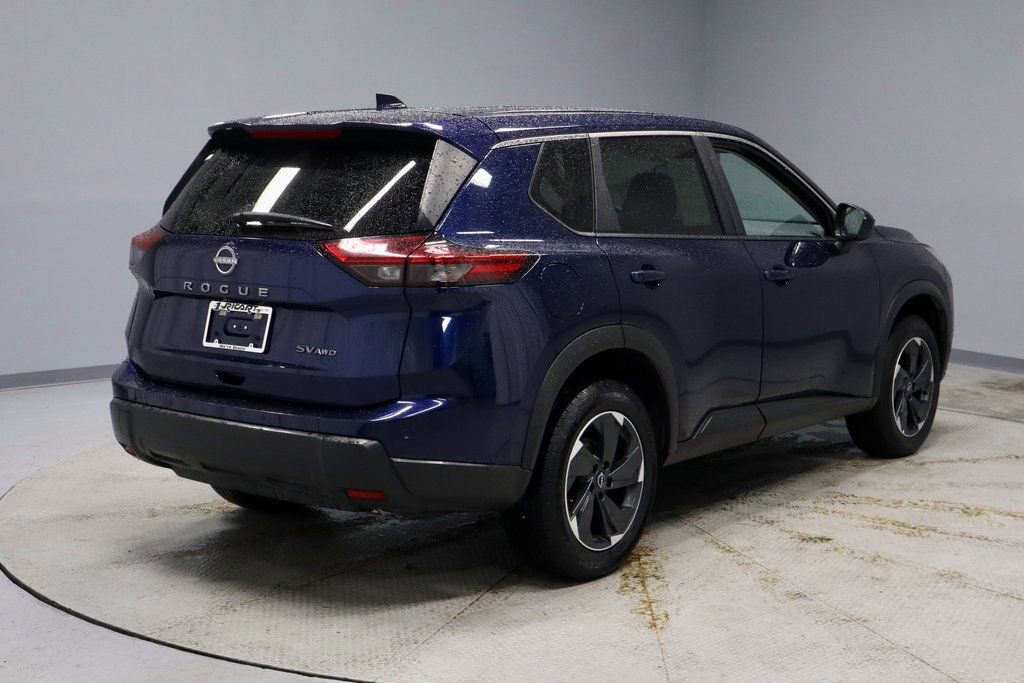Certified 2024 Nissan Rogue SV image 11