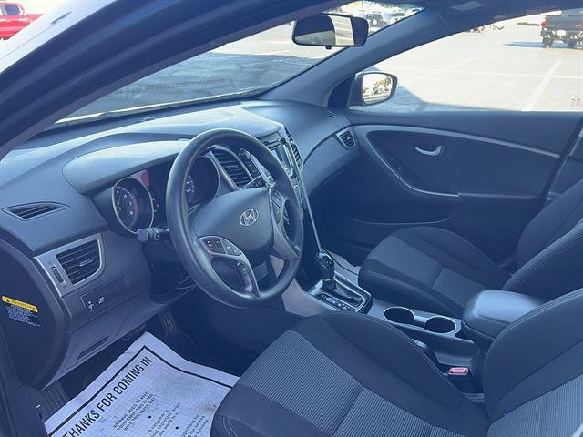 Used 2017 Hyundai Elantra GT FWD image 11